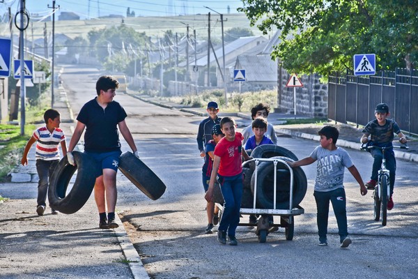 «Նրանք քանդում են, մենք կառուցում ենք». «Հայաստան» համահայկական հիմնադրամը սահմանամերձ համայնքների հզորացման դրամահավաք սկսել