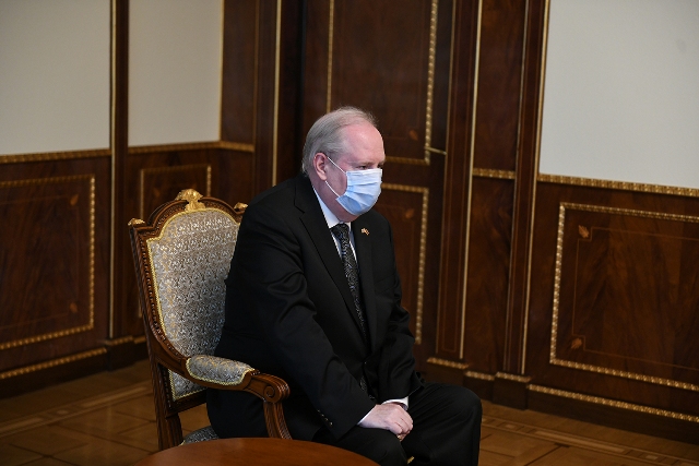 ՀՀ նախագահը Դեյվիդ Մորանին է ներկայացրել իր մտահոգությունները սահմանին Ադրբեջանի սանձազերծած ռազմական գործողությունների վերաբերյալ