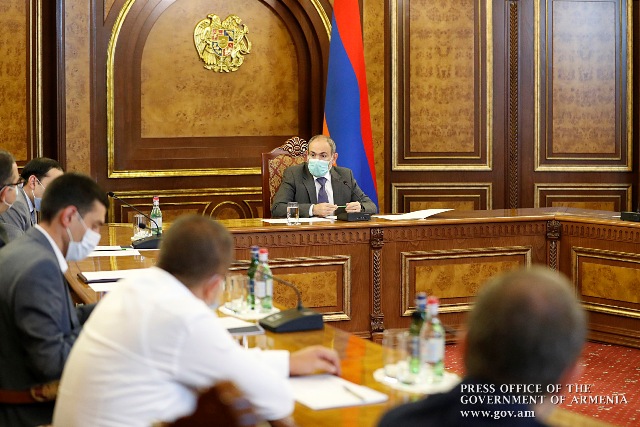 Որպես խնդիր ներկայացրել են արտահանման ծավալների կրճատումը. վարչապետն ընդունել է տեքստիլի ոլորտում գործունեություն ծավալող ընկերությունների ներկայացուցիչներին