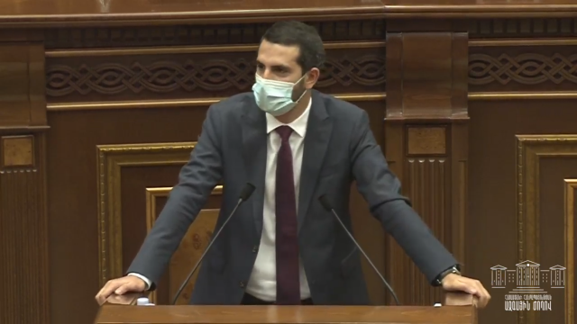 «Ի՞նչ Մեղրի, ժողովուրդ ջան, որեւէ մեկը որեւէ տեղ խոսե՞լ է Մեղրիի մասին, ո՛չ». Ռուբեն Ռուբինյան