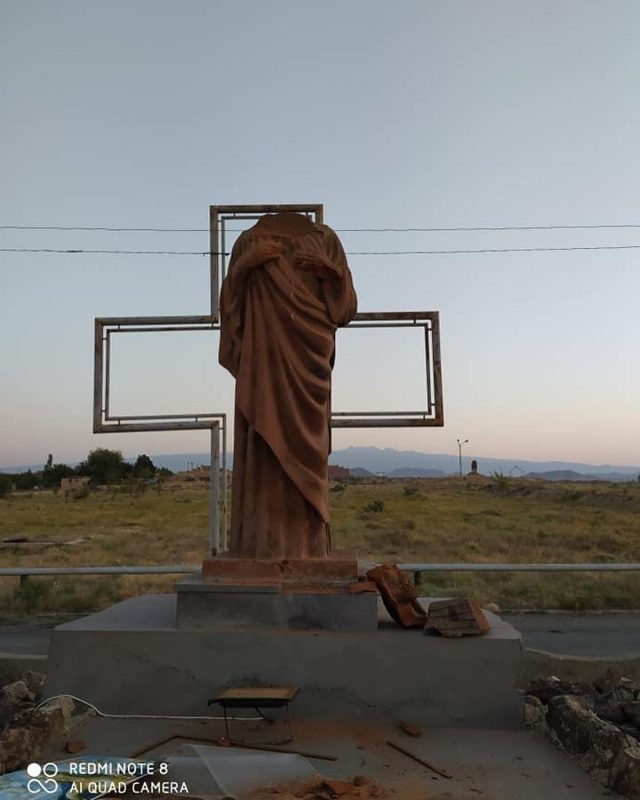 Կոտրել են Մեծամորի եկեղեցու հարեւանությամբ գտնվող Քրիստոսի խորհրդանշական արձանը