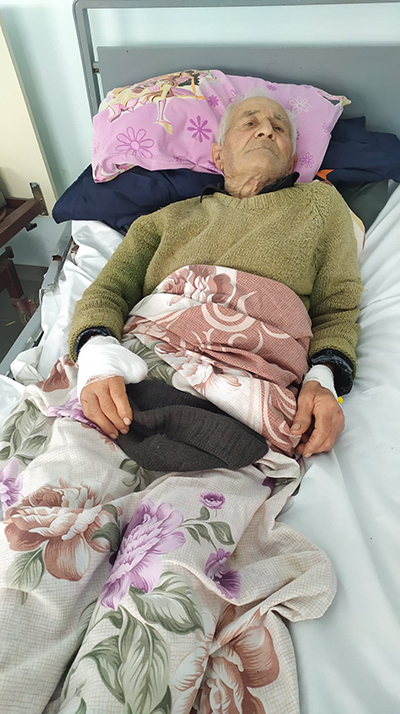 Շուշիի իր տանը վիրավորված 90-ամյա Սերգեյ Հակոբյանի կյանքին վտանգ չի սպառնում