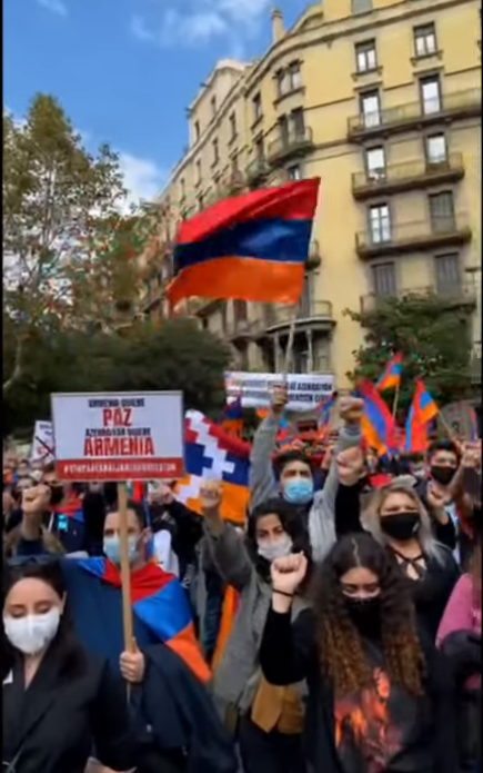 Իսպանիայի կառավարությունը չի դատապարտում ահաբեկիչների փաստը, իսպանական ԶԼՄ-ները պաշտպանում են Ալիեւի կլանին. Բարսելոնայում բազմամարդ հանրահավաք է