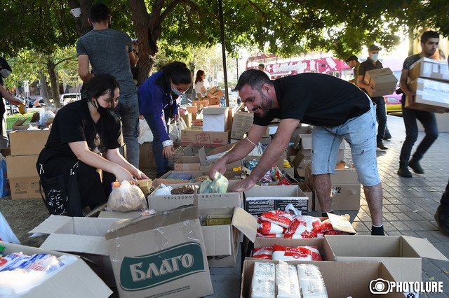 «Արցախից կամավոր Հայաստան ժամանած քաղաքացիների հիմնական խնդիրն այսօր կացարանով եւ սննդով ապահովելու հարցերն են». փոխնախարար