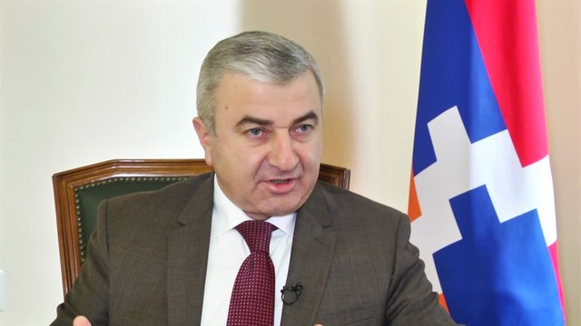 Նման պայմաններում համաձայնություն տալն արդեն անձնազոհության գնալու պատրաստակամության նշան էր. Աշոտ Ղուլյանը՝ Արա Այվազյանի մասին