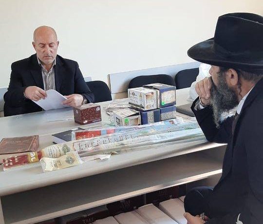 «Հարգարժան ռաբունապետ, Դուք ծնվել եւ մեծացել եք Հայաստանում, ուստի պիտի որ լավ իմանաք Հայի բնույթն ու էությունը»