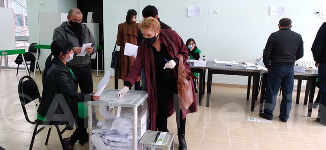 Վրաստանի ԿԸՀ-ի նախնական տվյալներով` 30 մեծամասնական շրջաններից 16-ում կանցկացվի ընտրությունների 2-րդ փուլ. aliq.ge