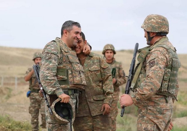 «Երբ Հայկի քայլի մասին իմացել են՝ հրամանատարը փաթաթվել է, ոգեշնչել, շնորհակալություն հայտնել եւ համբուրել»