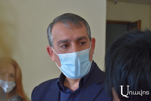 «Եթե մանդատը վայր չեն դնում, ես դա համարում եմ շատ ամոթ երեւույթ այդ պատգամավորի համար». Արմեն Խաչատրյանը «Իմ քայլը» լքողներին ամոթանք է տալիս