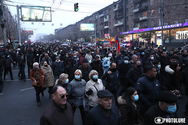 «Հայաստանում պայքար է ստամոքսի ու ոգու… Ու հաստատ հայի ոգին հաղթելու է». Արման Աբովյան