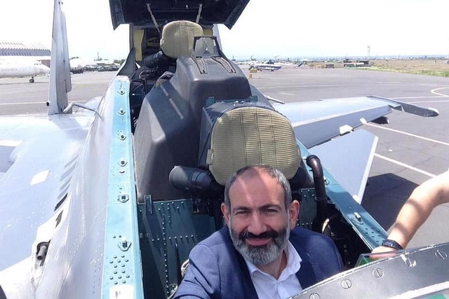 «Մեր երեխաները զոհվել են, որովհետեւ դու «ՍՈՒ» ես առել ֆեյսբուքի համար». Տիգրան Աթանեսյան