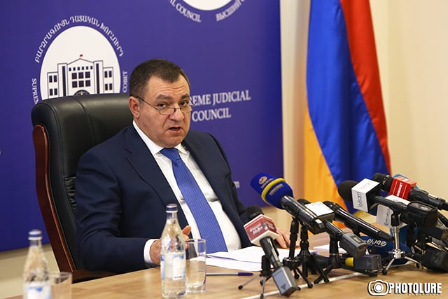 «Մենք պատերի տակ վնգստացող դատավորների անունները գիտենք». Ռուբեն Վարդազարյան