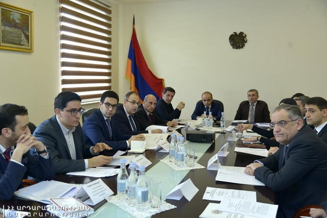 «Ազատ ժամանակս կնվիրեմ միջազգային ատյաններում ընդդեմ Ադրբեջանի գործերին, այլ ոչ թե սահմանադրական փոփոխություններին». Լևոն Գևորգյան. «Առաջին լրատվական»