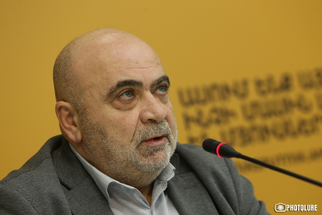 «Եթե չլինեին ամբիցիաները, հեռարձակման հնարավորություն կունենային». ՀՌՀ նախագահը «Ա1+»-ի եւ Հ2-ի մասին