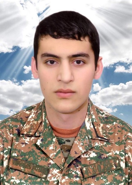 «Զորիկը գլուխը բարձր պահած է գնացել բանակ»