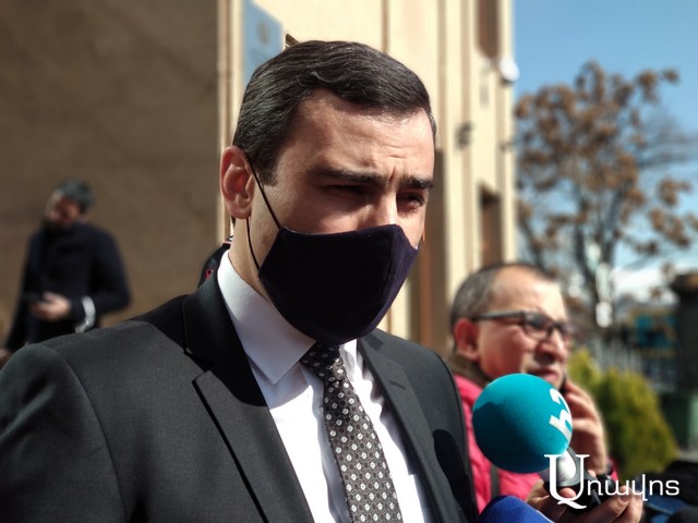 «Սրան պետք է վերջ տրվի․ ինչո՞ւ պաշտպանները շահագրգիռ չեն»․ դատախազը՝ Քոչարյանի եւ մյուսների գործով պաշտպաններին