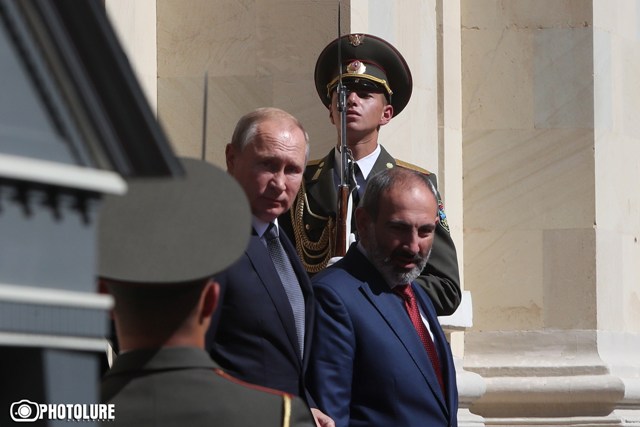 Փաշինյանն ու Պուտինը քննարկել են ՌԴ նախագահի՝ նոյեմբերի 22-ին Հայաստան կատարելիք այցի օրակարգին վերաբերվող հարցեր