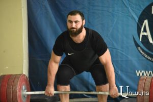 Սիմոն Մարտիրոսյան