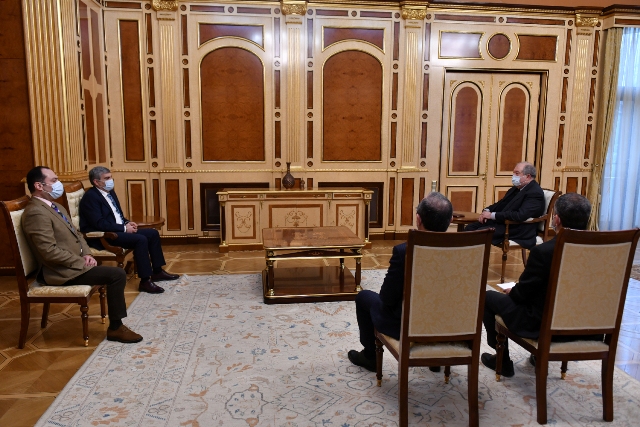 ՀՀ նախագահը հանդիպել է Արամ Սարգսյանի և Արտակ Զեյնալյանի հետ