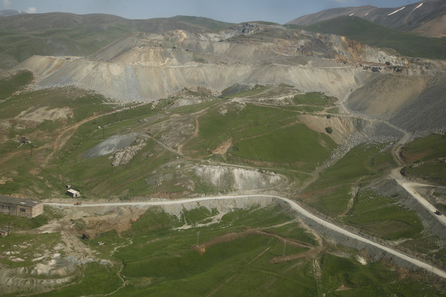 Սոթքի հանքավայրի ուղղությամբ ադրբեջանական ԶՈւ-ի կրակոցները շարունակվում են