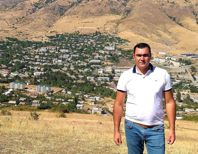 Գրողը տանի, փոխանակ Հադրութի, բնակչության, սահմանների անվտանգությունը կազմակերպեին` պոպուլիզմով էին զբաղված. Հադրութի նախկին քաղաքապետ