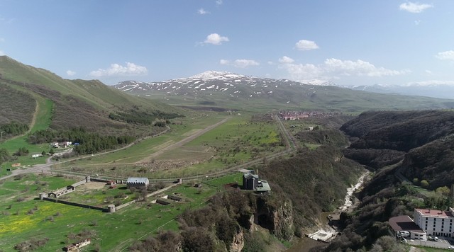 Ամուլսարի ոսկու հանքավայրը շահագործող «Լիդիան Արմենիա»-ի՝ կառավարությանը կատարվելիք 12,5 %-ի բաժնեմասի նվիրատվությունը դարձյալ հետաձգվում է