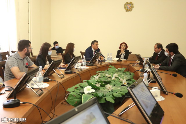 «Խնդրում եմ՝ այլեւս նման բաները որեւէ անգամ ինձ հետ չկապել»․ ՄԻՊ-ը «Իմ քայլականին» առաջարկեց միասին գնալ սահմանամերձ բնակավայր