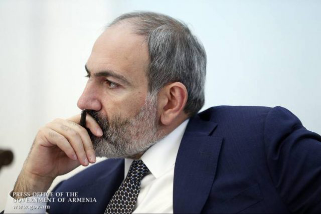 «Փաշինյանն իր վարքագծով ոտնահարում է սահմանադրությունը»․ իրավաբանները պնդում են, որ Փաշինյանը չի կարող լինել ԺՊ