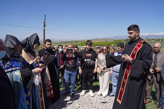 «Այս նախագիծն Աստծով էր». Սուրեն Արեենց