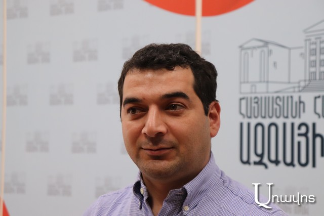 Հրաչյա Հակոբյան. «Բոլոր այն խուլիգանները, ովքեր կհայհոյեն վարչապետին և նրա կողմնակիցներին, պետք է ստանան համարժեք պատասխան». «Հայկական ժամանակ»
