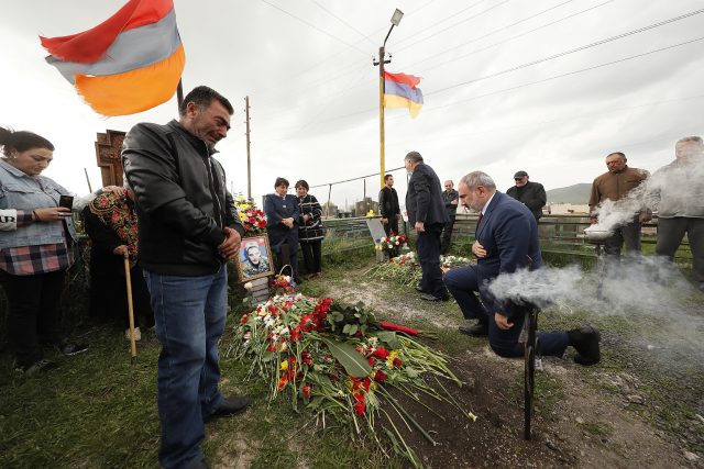 Մենք պետք է, այո, հանուն մեր նահատակների և հանուն մեր երեխաների այդ թշնամությունը կառավարենք․ Նիկոլ Փաշինյանն այցելել է Գեղարքունիքի մարզ