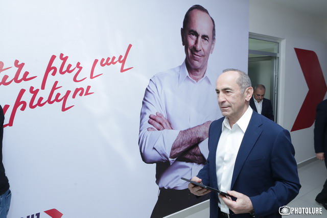 «Առաջին հերթին չպետք է տպավորություն թողնես, որ քեզ հետ կարելի է նման ձևով վարվել». Ռոբերտ Քոչարյանը՝ Սյունիքում ստեղծված իրավիճակի մասին