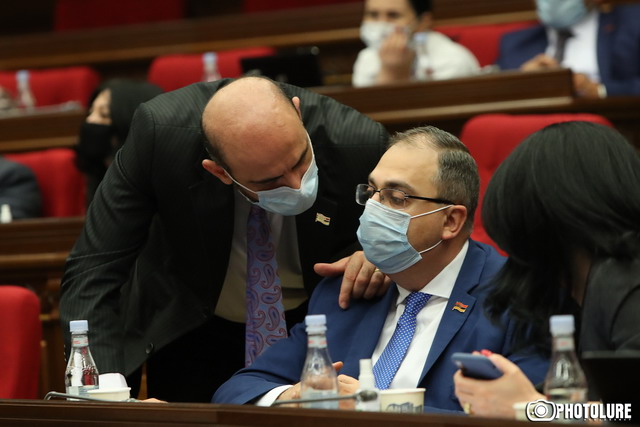 «Պարոն Բաբաջանյան, դուք այսօր ազատ քննադատում եք մեզ, որովհետեւ կայանում է անկախ դատական համակարգը»․ Վլադիմիր Վարդանյան