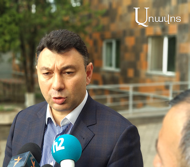 Էդուարդ Շարմազանով. Թշնամի երկրի ղեկավարին «կառուցողական» անվանելն ի՞նչ է, եթե ոչ դավաճանություն