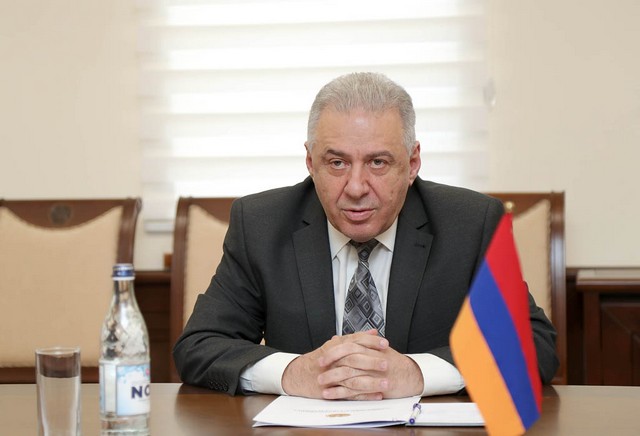 Հայաստանի և Տաջիկստանի պաշտպանության նախարարները քննարկել են իրադրությունը հայ-ադրբեջանական սահմանին