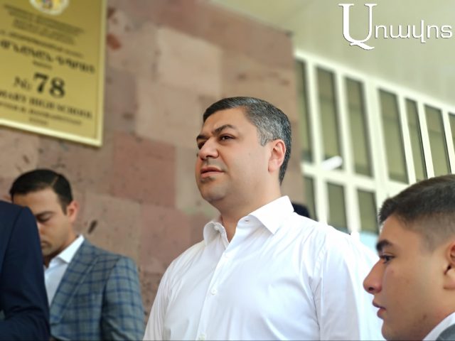 «Մեր քվեաթերթիկները չեն տալիս քաղաքացիներին, ուղղորդում են զինվորականներին». Վանեցյան