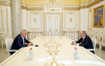 Մեկն արդեն ապացուցել է, որ կարող է, մյուսը՝ որ չի կարող․ ո՞ւմ ընտրել. Տիգրան Դումիկյան