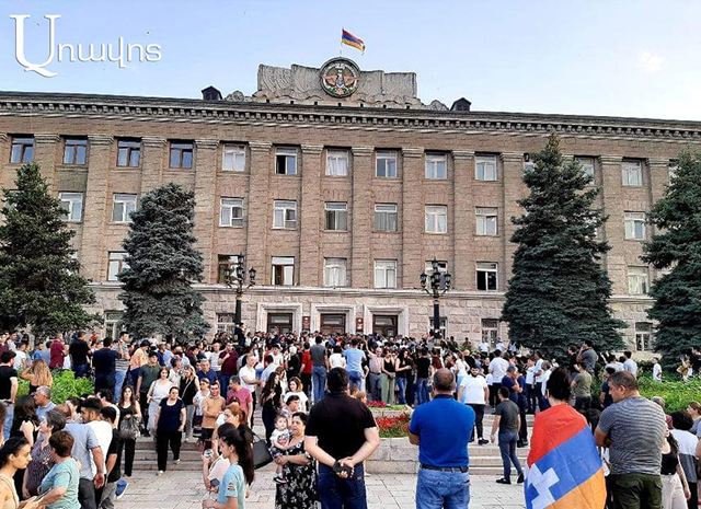Ստեփանակերտում իրավիճակը գնալով լարվում է