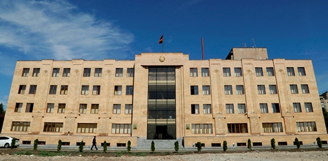 ՔՊ-ի պատգամավորի թեկնածու Տիգրան Դավուդյանը 06.10.1999 թ.-ից հանդիսացել է ՀՀ քաղաքացի. ոստիկանության