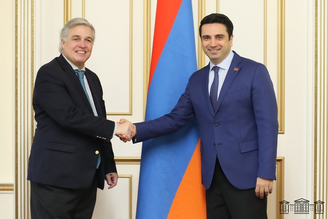 Ալեն Սիմոնյանը համոզմունք է հայտնել, որ առաջիկայում կստեղծվի Ուրուգվայի հետ ներկայացուցչական կազմով բարեկամական խումբ