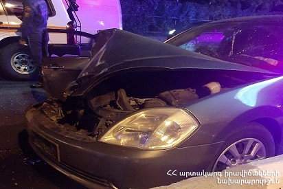 Մյասնիկյան պողոտայում բախվել են ավտոմեքենաներ, այնուհետև վարորդներից մեկը վրաերթի է ենթարկվել
