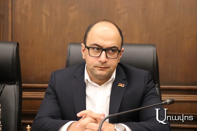 «Ո՞նց է ստացվում, որ ՀՀԿ-ն կարողանում է ստանալ ԵԺԿ-ի բավական հասցեական հայտարարությունը, իսկ ամբողջ պետական ապարատը դա չի հաջողում». Մամիջանյան
