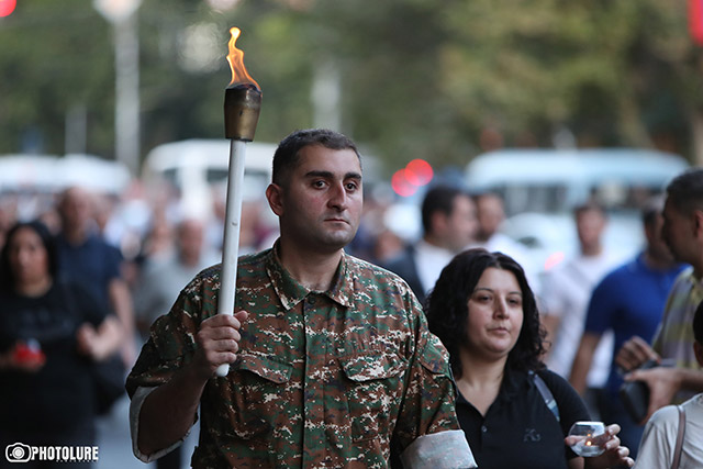 Նաիրի Սարգսյանը ստել է. 44 օրյա պատերազմում զոհվածի մայր