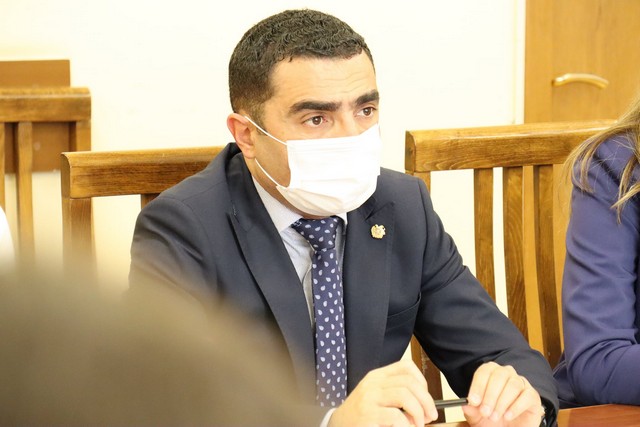 ՔՊ-ն Աբովյանի 41 ընտրատեղամասերից 25-ում կբողոքարկի արդյունքները և վերահաշվարկի դիմումներ կներկայացնի. Ռոմանոս Պետրոսյան 