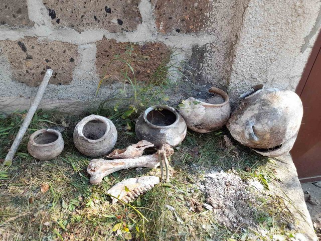 Վանաձորի Խնձորուտ թաղամասում դամբարաններ են հայտնաբերվել
