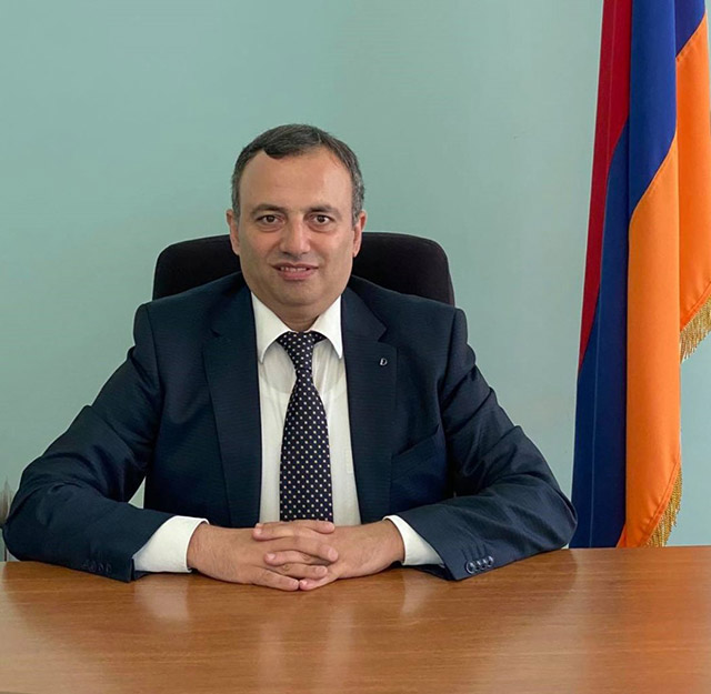 Վաղաժամկետ դադարեցվեցին ՊՈԱԿ-ի տնօրեն Արա Թարվերդյանի լիազորությունները