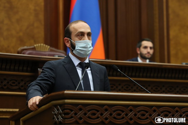 «Ուզում եմ ողջունել Իրանի դիրքորոշումը՝ մեր սահմանների անձեռնմխելիության վերաբերյալ, Զանգեզուրի միջանցքի թեմա չկա եւ չի կարող լինել». Արարատ Միրզոյան