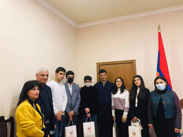 «21-րդ դարում Արցախի երեխաների դեմ հակաքաղաքակրթական քայլեր են անում». Լուսինե Ղարախանյան