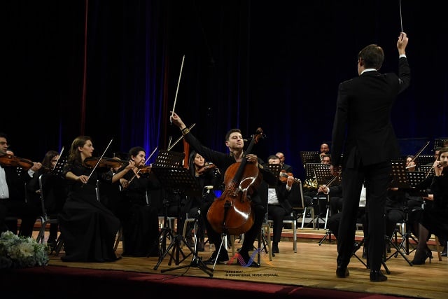 «Միշտ շատ հաճելի է Հայաստանի պետական սիմֆոնիկ նվագախմբի հետ ելույթ ունենալ». Նարեկ Հախնազարյան