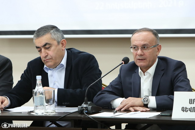 «Ո՛չ Հայաստանի թրքացմանը», «Ո՛չ Արցախի հայաթափմանը» կարգախոսի ներքո պետք է գործենք». Սեյրան Օհանյանն առաջարկում է դիմադրության ճակատ ստեղծել